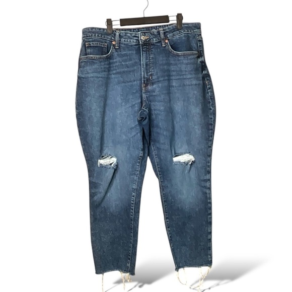 OLD NAVY Curvy OG Straight Jeans with Secret Slim Pockets Distressed Raw Hem 16 - Picture 1 of 8